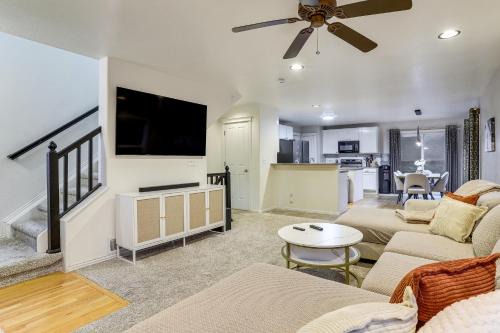 Belle Creek House | 14 Mi to Dtwn Denver! Remodeled Family Retreat