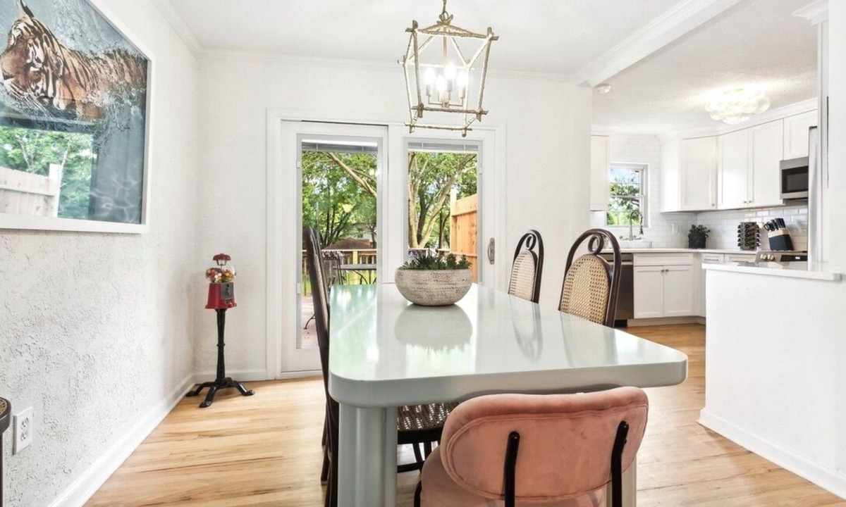 Westwood House | 3 bedroom home in Westwood