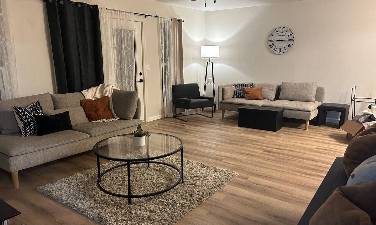 Independence House | 3-bedroom house in peaceful Independence. Enjoy your stay