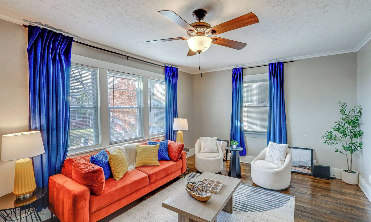 Joslyn Castle House | 3 Mi to Dtwn: Omaha Escape w/Game Room & Patio!