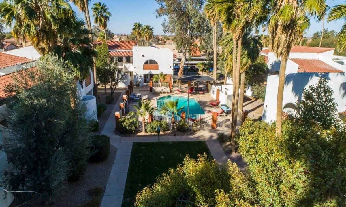 Casa Grande Condo | 34B- Modern studio condo heated pool and dog park