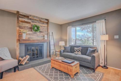 West Colorado Springs House | 4BD Vacation Home Near Garden Of The Gods & OCC