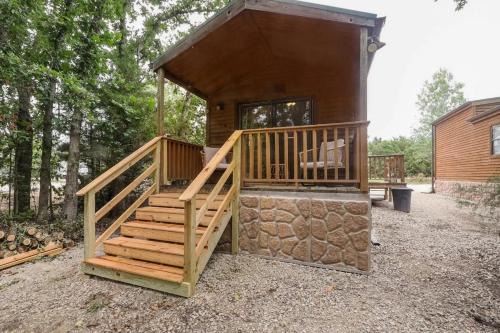 Neal House | #9 Toronto Lake Cabin - Fish Swim Walk to Water