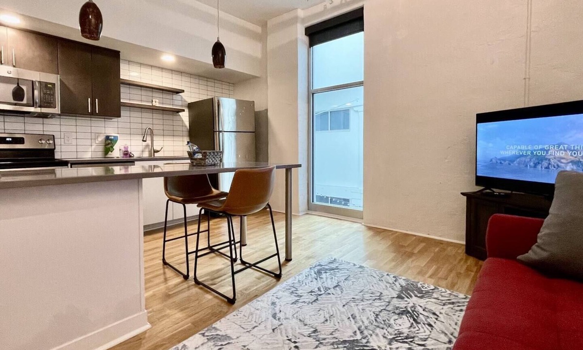 Old Market Apartment | A historic 700 square foot Atrium loft in the heart of the Old Market