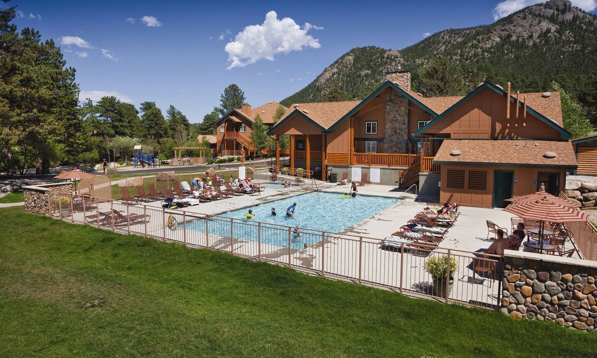 Estes Park Resort | Absolutely gorgeous resort & condos !