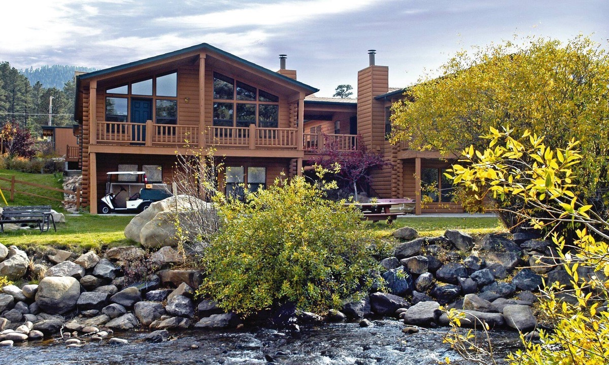 Estes Park Resort | All the comforts of home!
