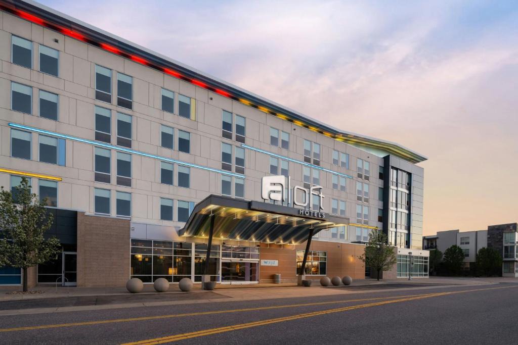 Broomfield Hotel | Aloft by Marriott Broomfield Denver