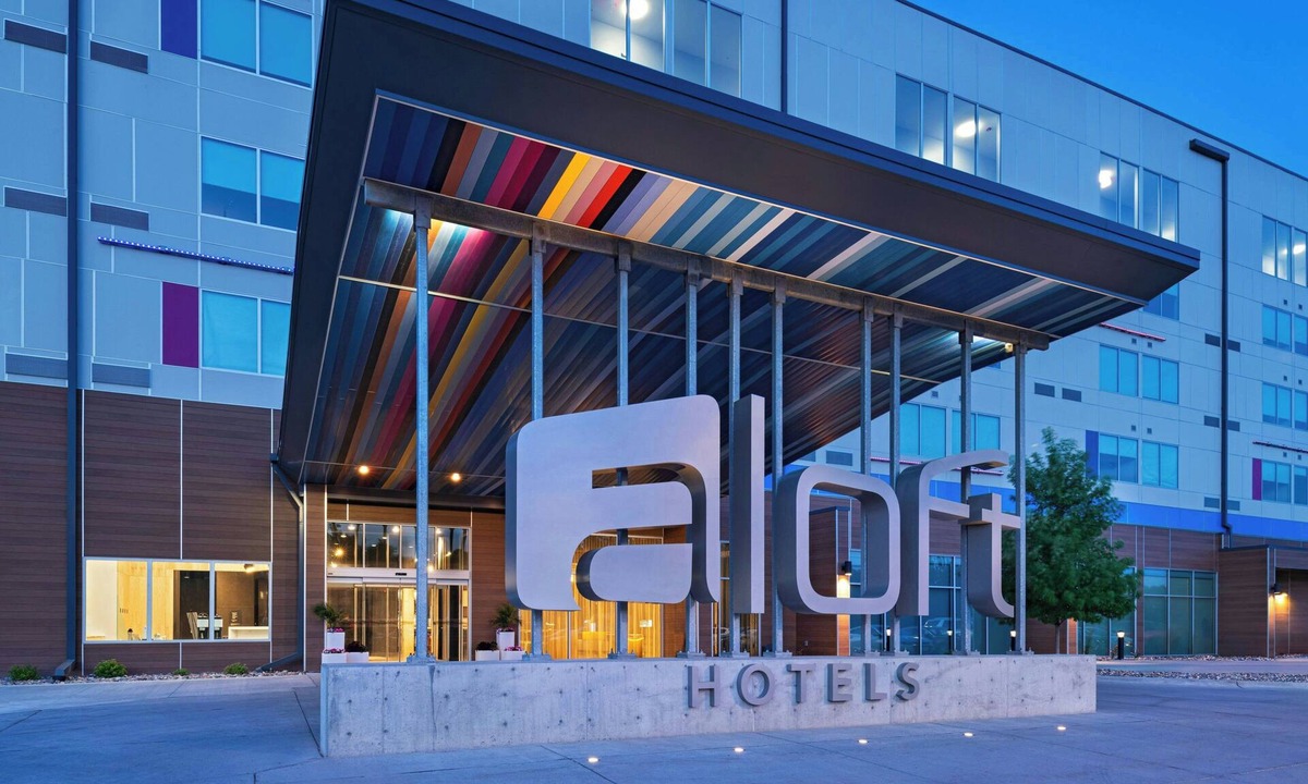 Elkhorn Hotel | Aloft by Marriott Omaha West