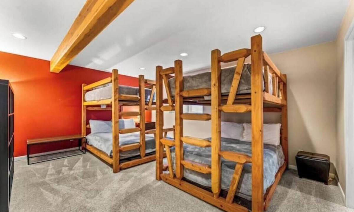Edwards House | Alpine Escape/3 minutes from Arrowheads CCR