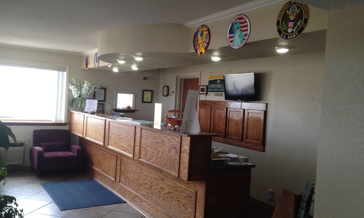 Emporia Hotel | America's Best Inns & Suites