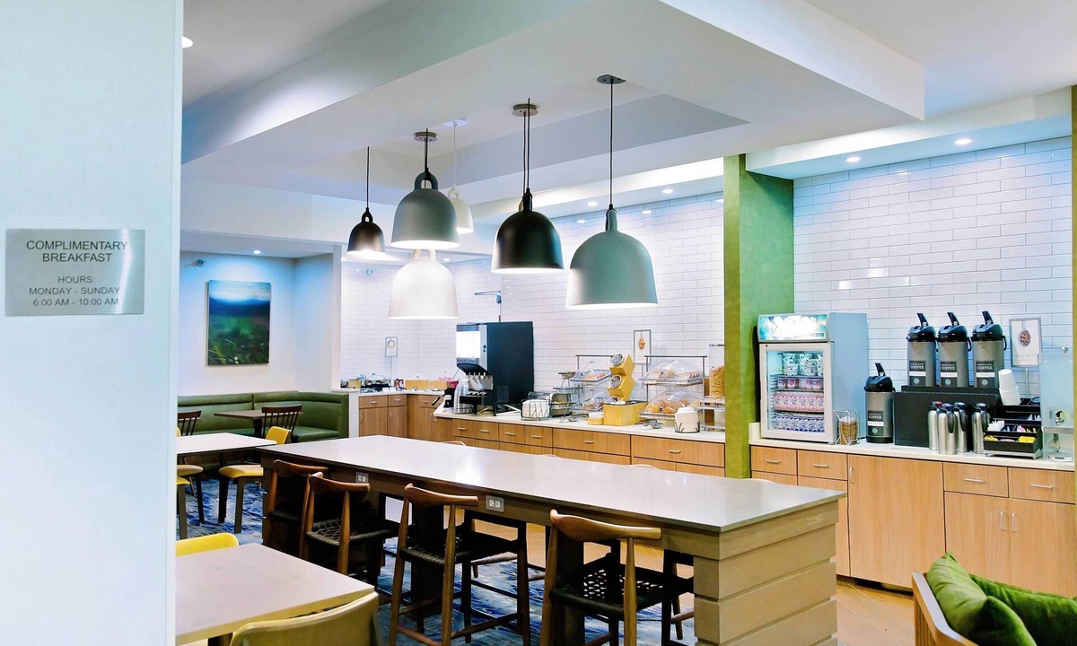 Hays Hotel | AmericInn by Wyndham Hays