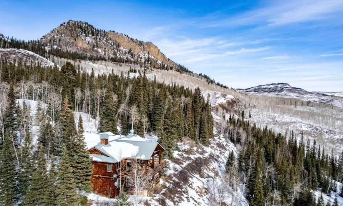 Kremmling House | Arapaho Lodge, Arapaho Lodge - A secluded getaway