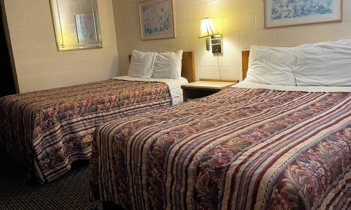 Bartlesville Hotel | Bartlesville Adventure Hub | Pet-Friendly | Museums & Historic Sites Access