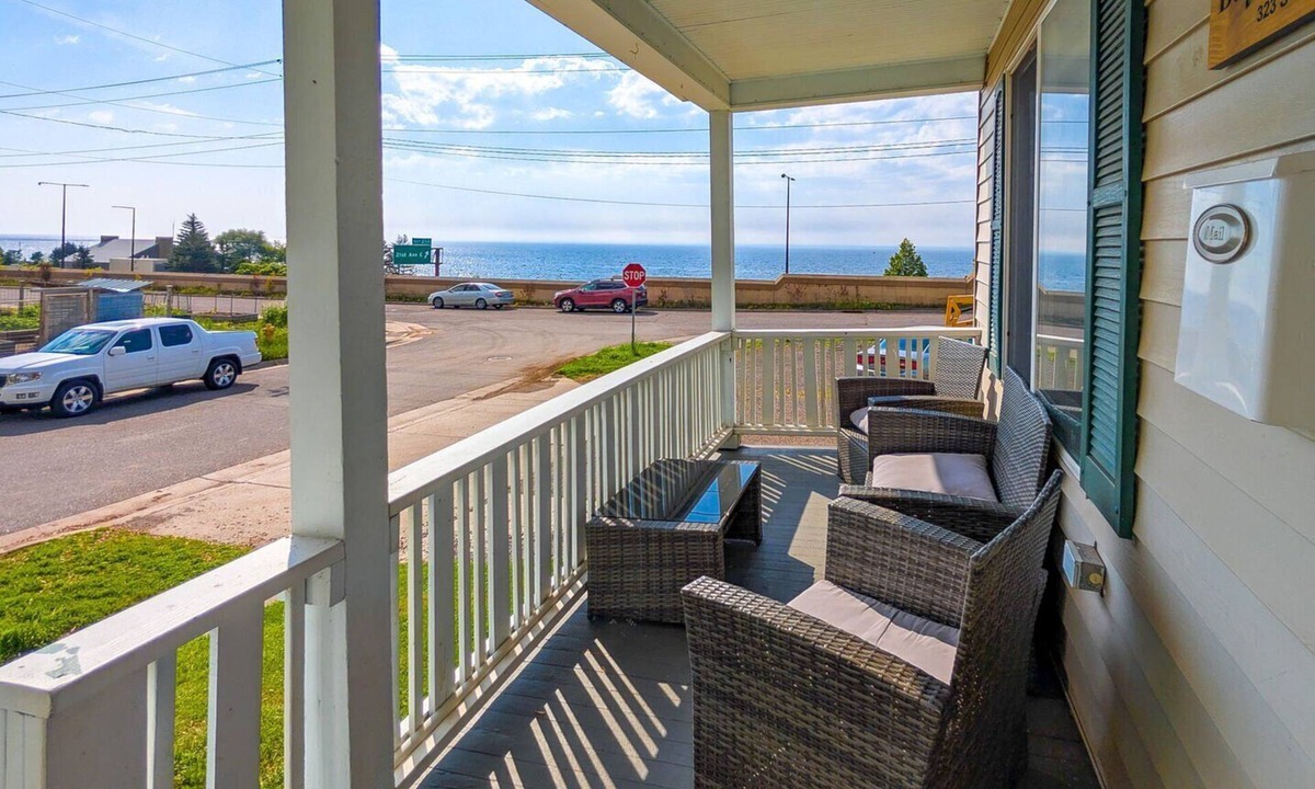 Endion House | Bayview House, Heirloom Vacations
