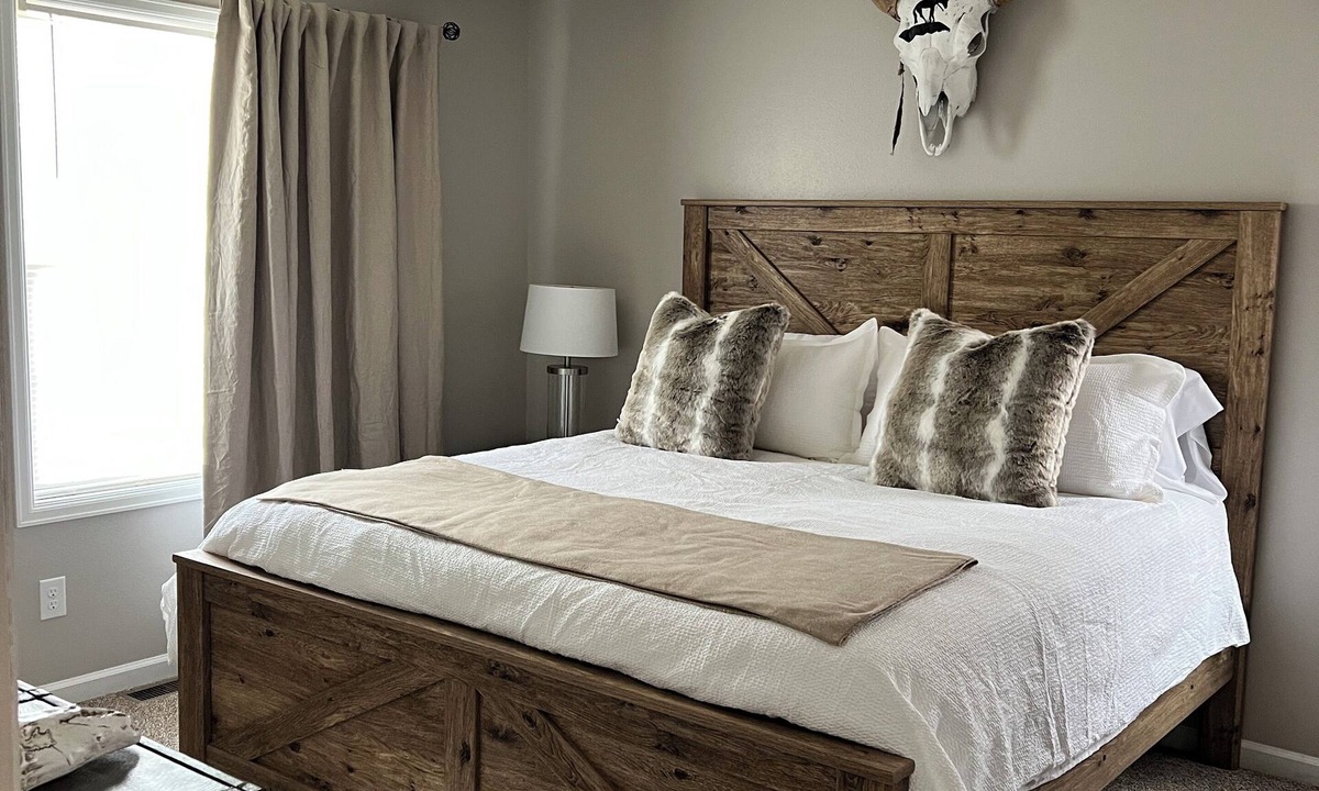 Saratoga House | Beautiful 3-bedroom house in fabulous Saratoga perfect for your getaway!