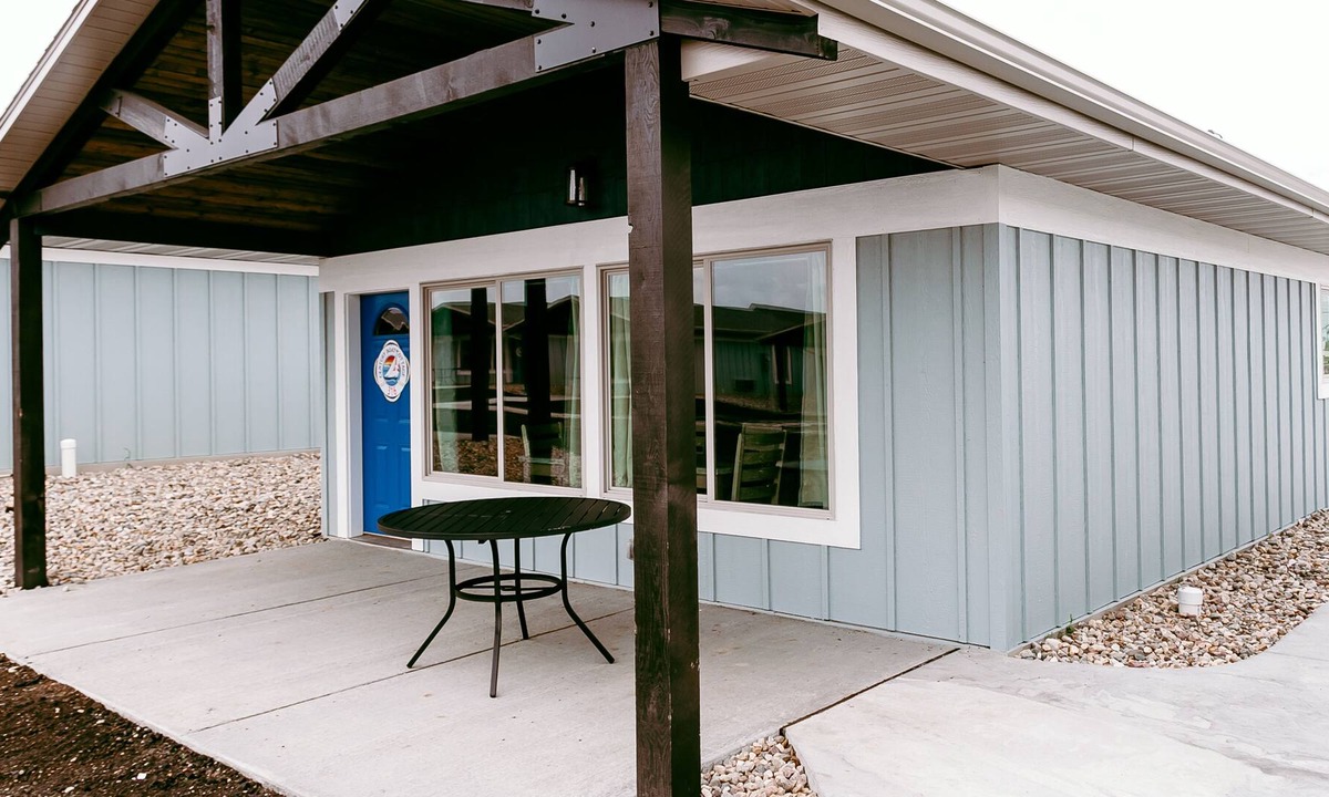 West Okoboji Cottage | Beautiful Boat Cottages at Bridges Bay!