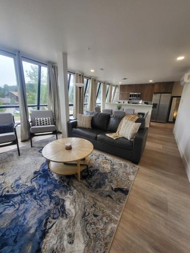 Kerr Gulch House | Beautiful Mountain Views in the Heart of Evergreen