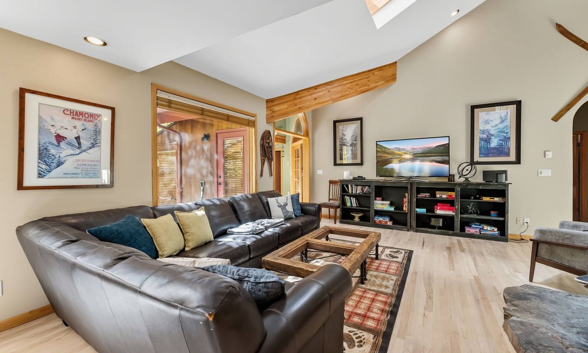 Warrior's Mark West House | Breckenridge Getaway | Private Sauna + Game Room