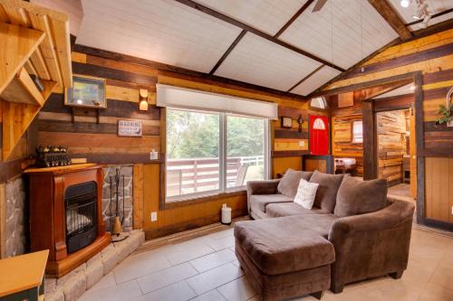 Lake Lafayette House | 'Byrd's Nest' Lake Lafayette Escape w/Fire Pit