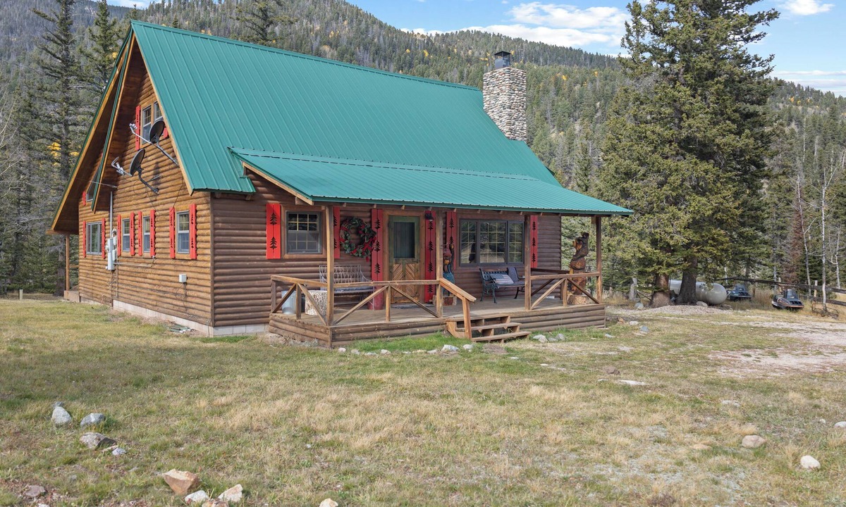 Red River Cabin | "Camp Griffin on The River" 5 * Cabin In The Woods-Riverfront-Fireplace-Pool Table