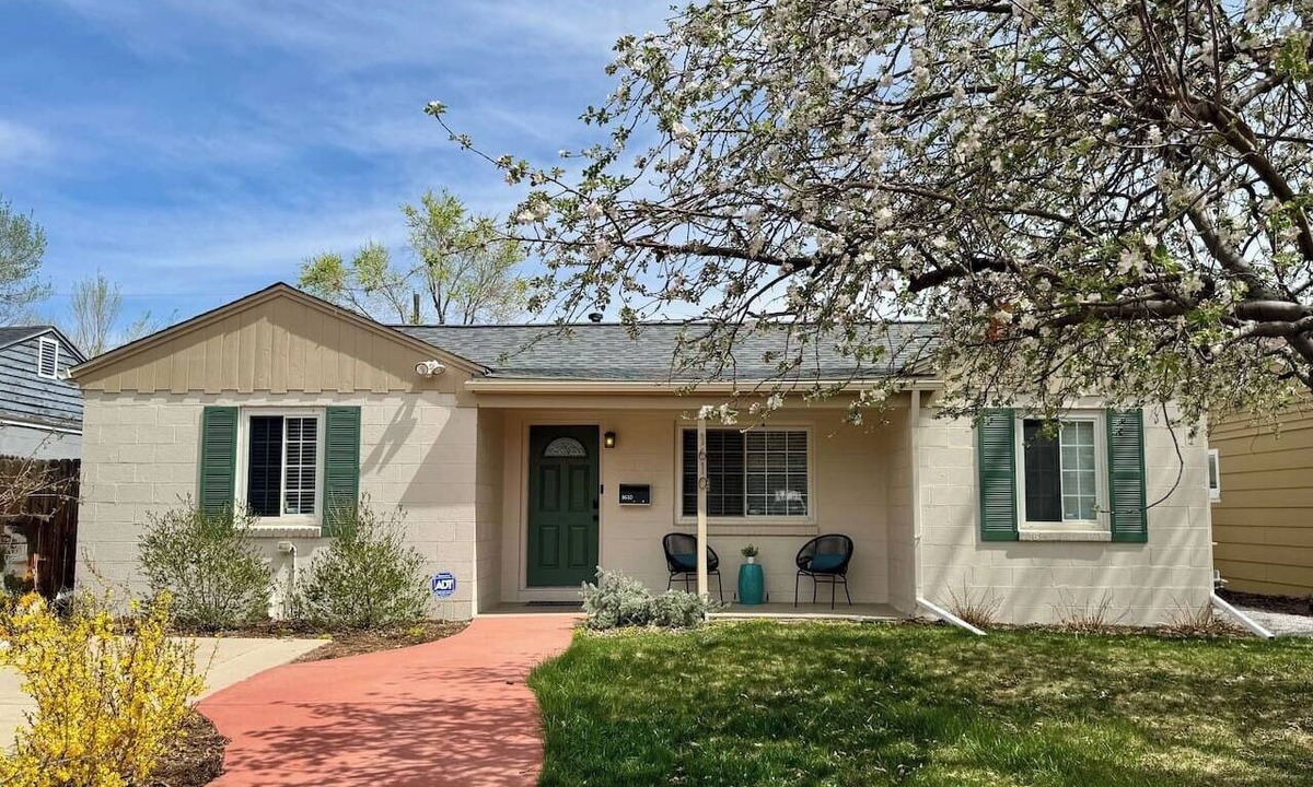 East Colfax House | Central Charming Oasis | Anschutz Medical Campus