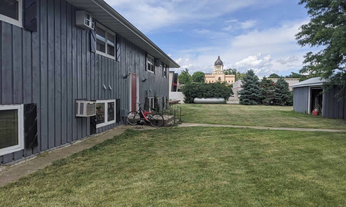 Pierre Apartment | Centrally Located on Pawnee