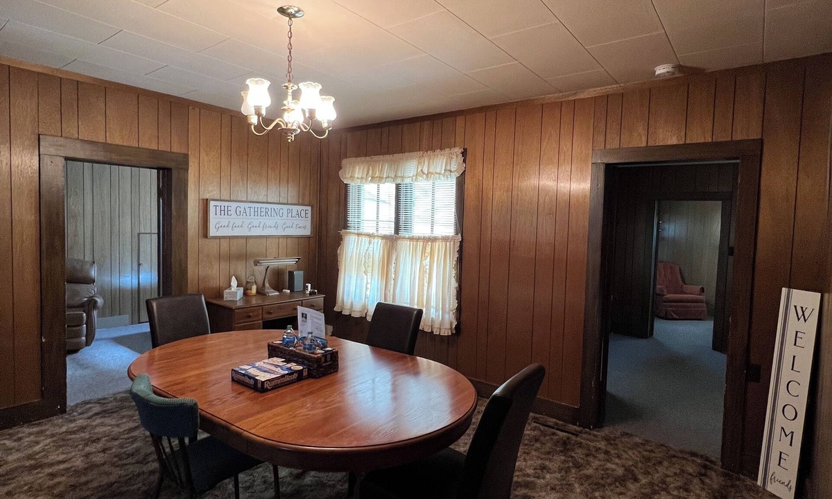 Arnold House | Charming 4-bedroom farmhouse in superb Ransom with WiFi, AC