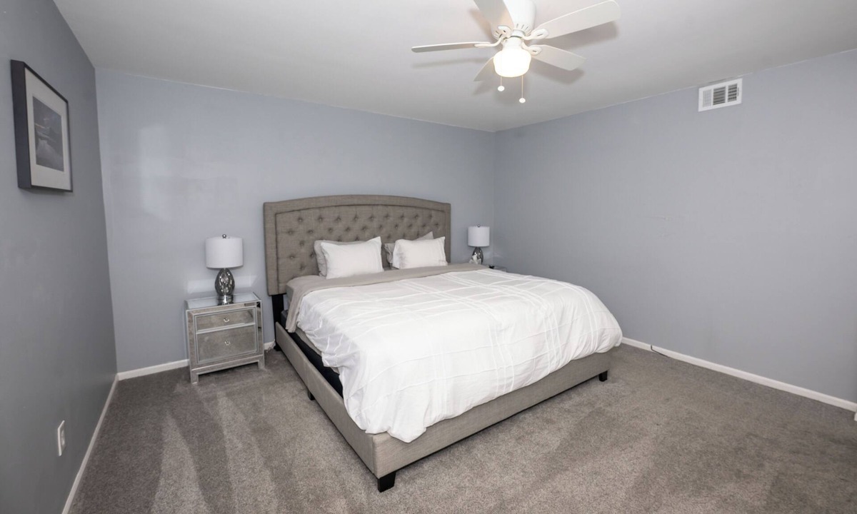 Merriam Condo | Charming Overland Park Retreat near KC Attractions