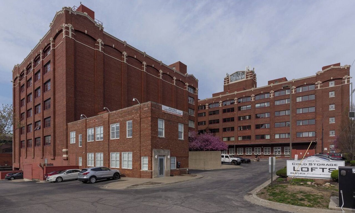 River Market Condo | Cold Storage by Stylish Stays