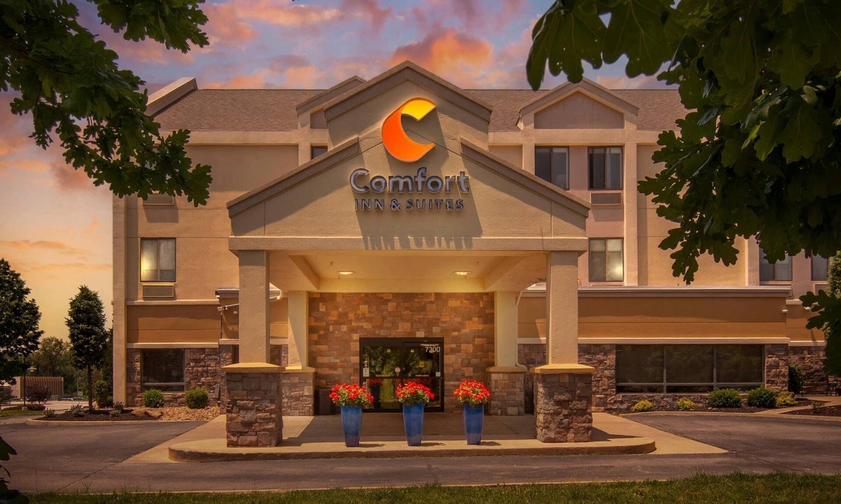 Kansas City Hotel | Comfort Inn & Suites Kansas City - Northeast