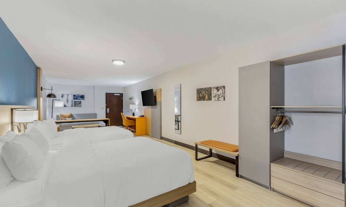 Cheyenne Hotel | Comfort Suites Cheyenne