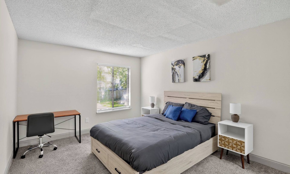 Lenexa Apartment | Comfortable 1-bedroom with cozy living
