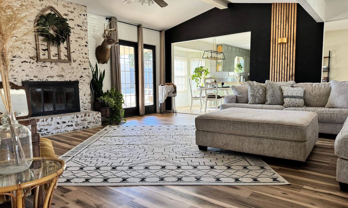 Ponca City House | Cozy Home 1 Mile From Food/Shopping, Close to Kaw and Ponca Lake