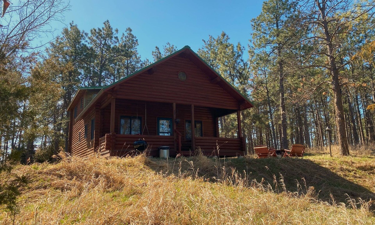 Sparks Cabin | Cozy Niobrara River Cabin
