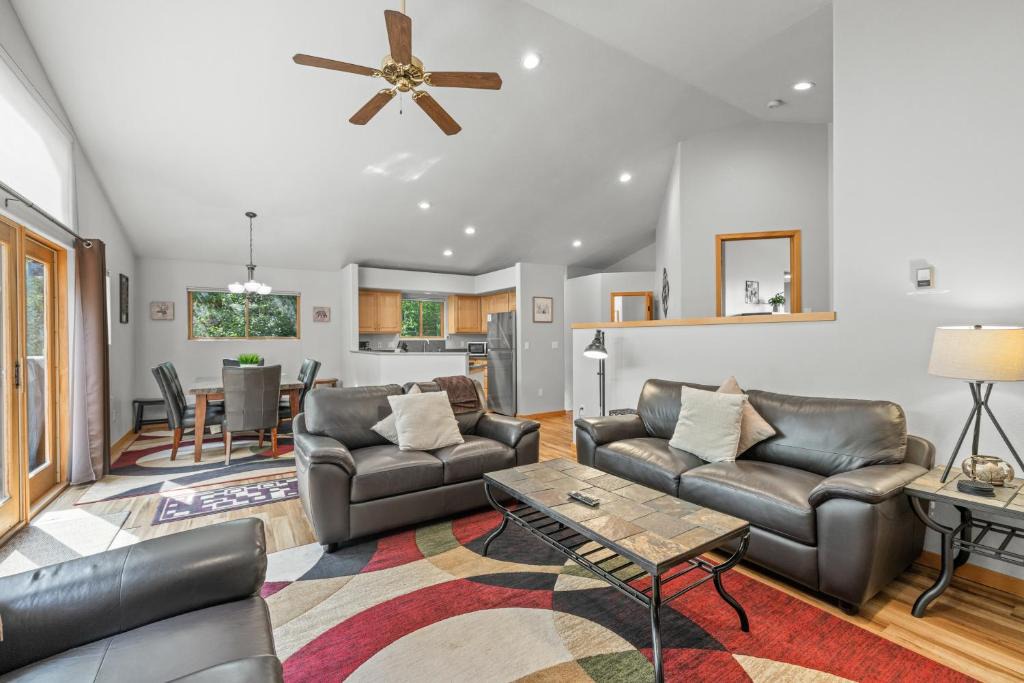 Wildernest Apartment | Cutty Sark Grand Combo 6BR