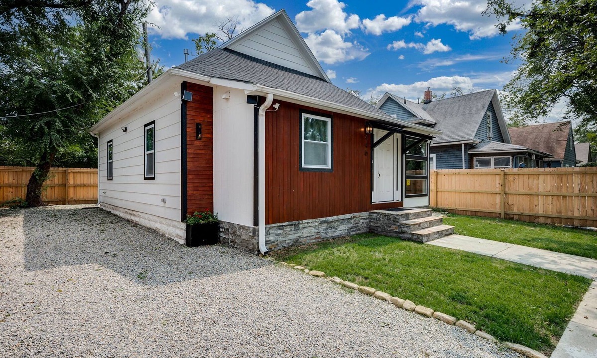 Wichita House | Delano Dreamscape Single Family Home - 2 Bed - 2 Full Bath