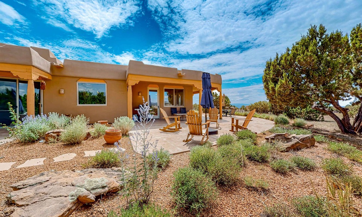 Canoncito House | Dos Vistas - Firepit, Hot Tub, Mountain Views