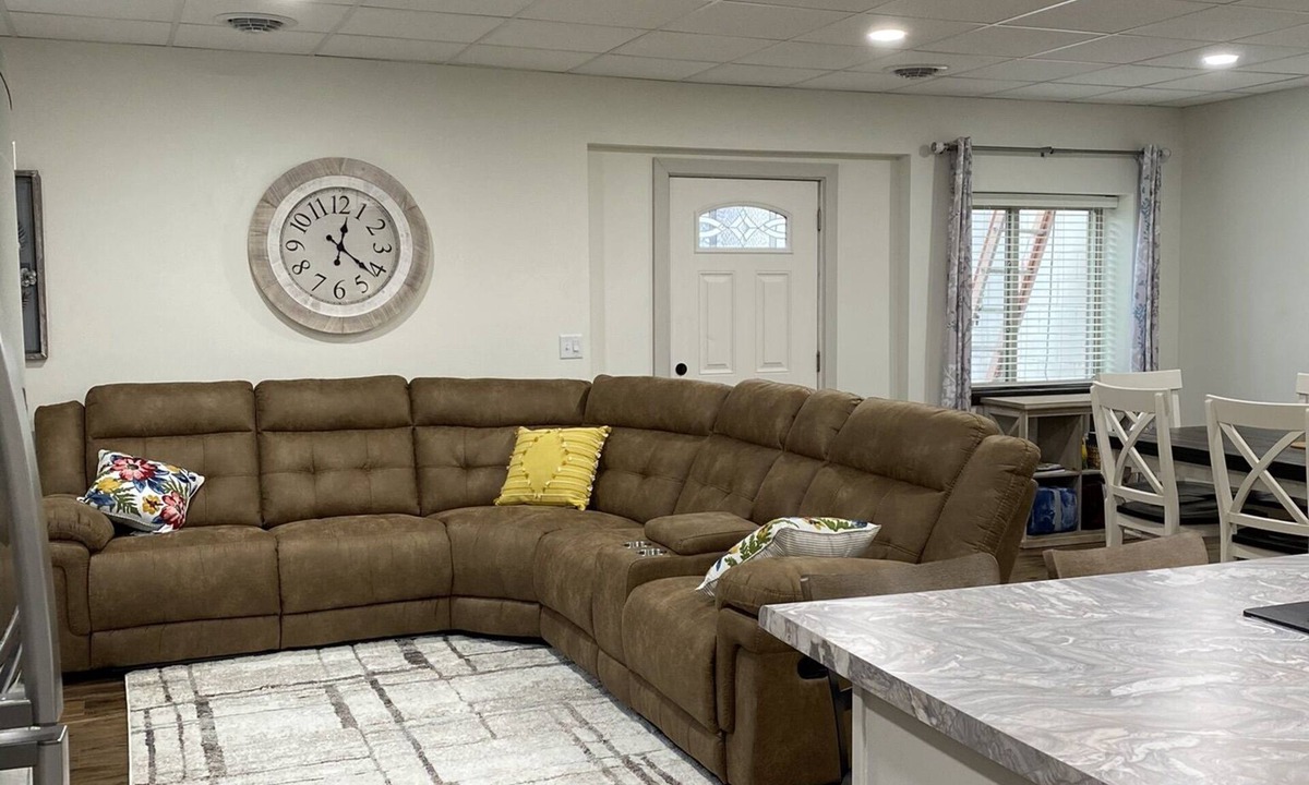Stanton Apartment | Downtown 3-Bedroom Apartment