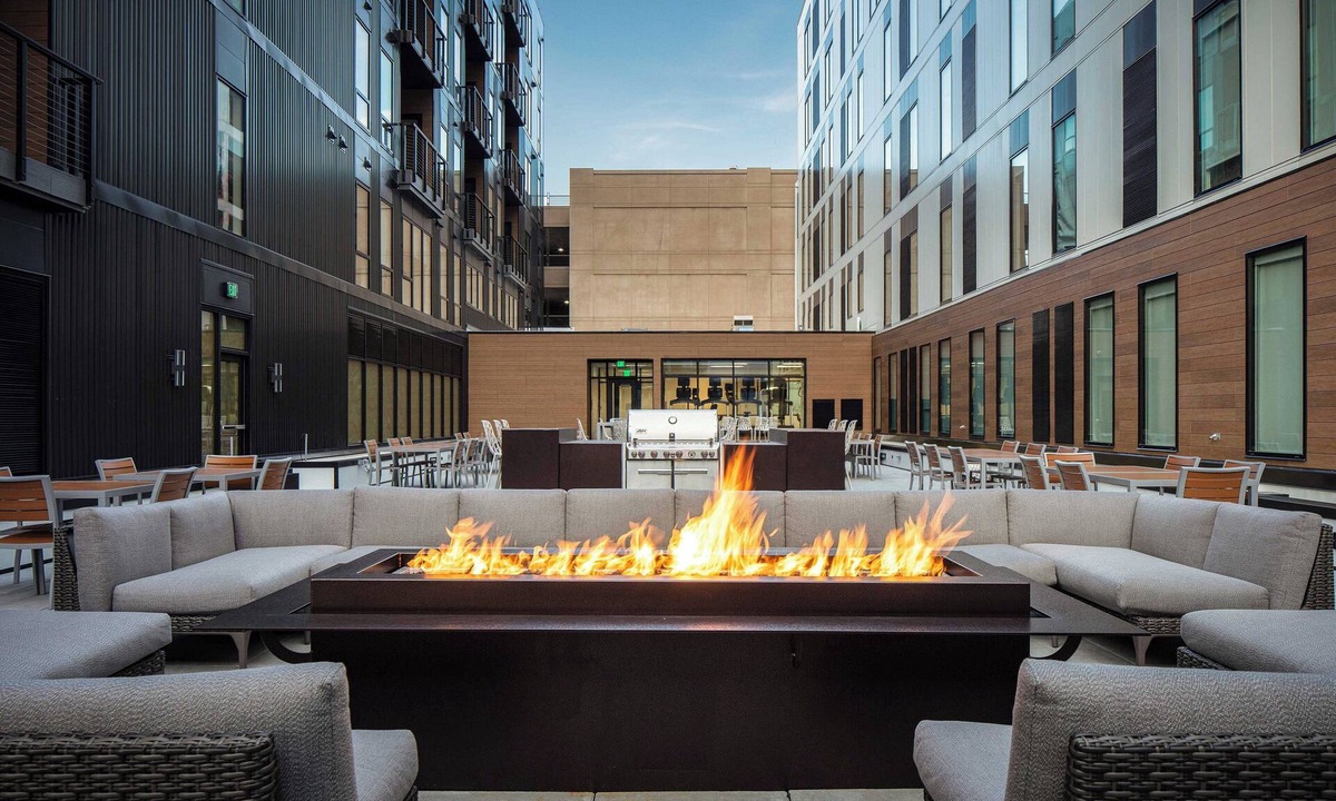 Iowa City Hotel | Element by Marriott Iowa City
