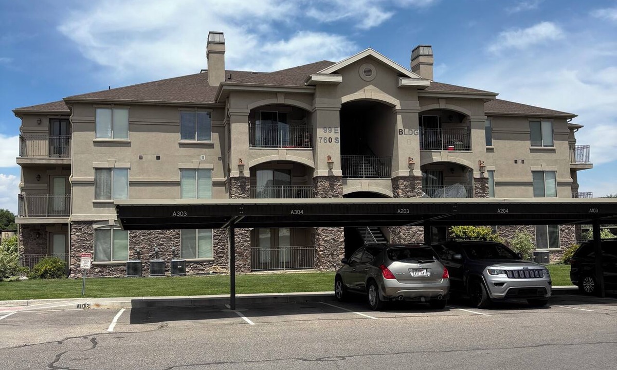 Vernal Condo | Enjoy the Suite Life! 3-bedroom 2 bathroom condo in quaint Vernal with cool AC