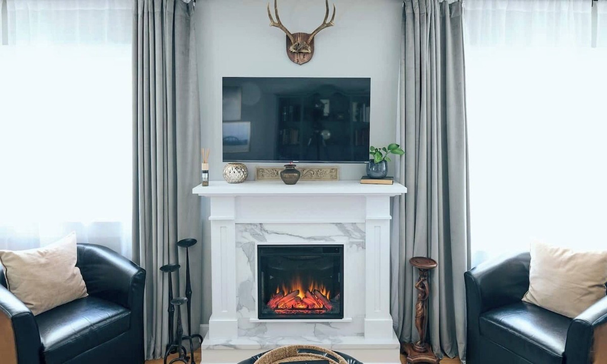 Sheridan House | Experience our elegantly renovated craftsman bungalow in Sheridan, a charming retreat just a two-block walk from historic downtown. Blending period character with modern comforts, this home comfortably fits 6 guests.