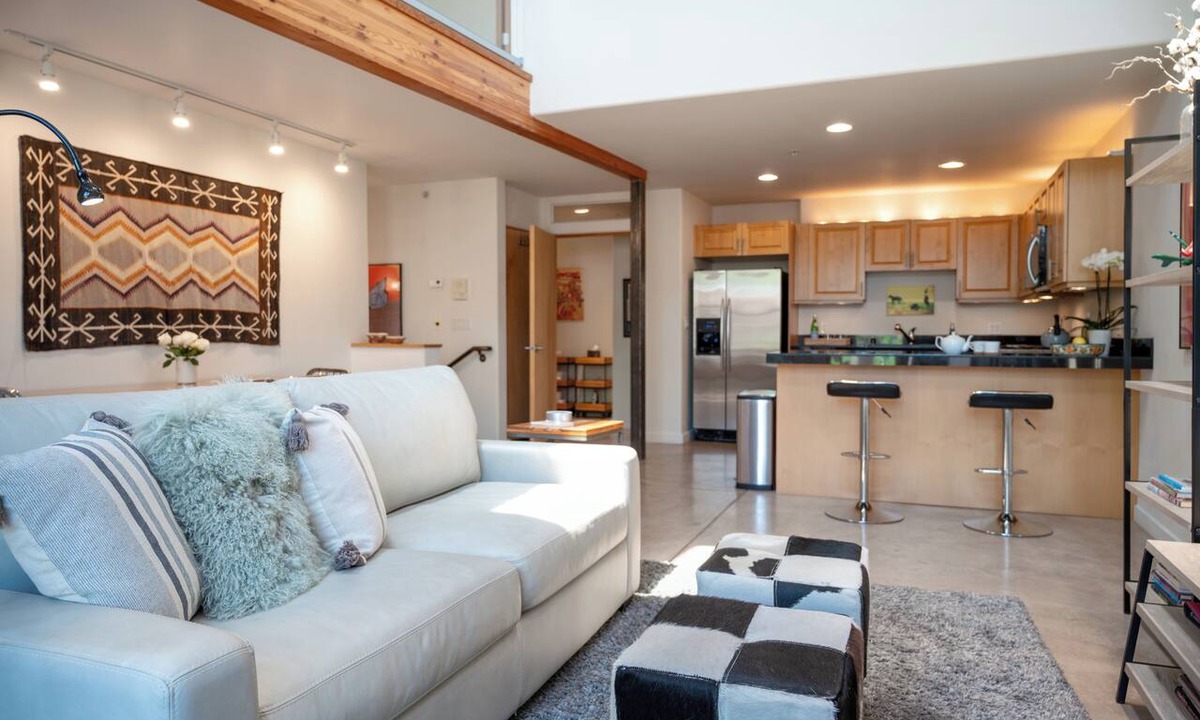 South Capitol Condo | Eye Candy Loft | Modern Santa Fe Loft | Railyard District