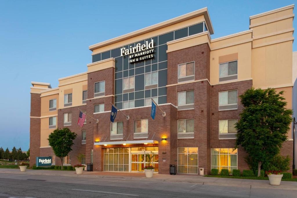 Downtown Wichita Hotel | Fairfield Inn & Suites by Marriott Wichita Downtown