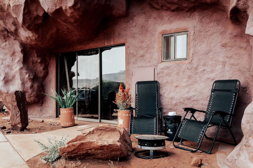 Moab Cabin | Fantastic Cave for a Unique Getaway near Dead Horse Point State Park in Moab, Utah
