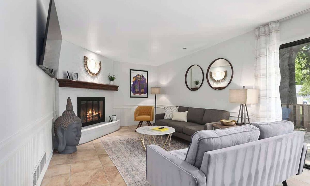 Olathe House | MAJOR INTERNATIONAL SPORTING EVENT WC Ready Sleeps 13/5BR Mins to Stadium!