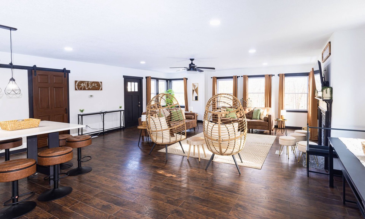 North Kansas City House | Flagship Park - 10 Mins to Everything!