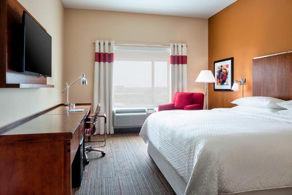 Coppell Hotel | Four Points by Sheraton Dallas Fort Worth Airport North