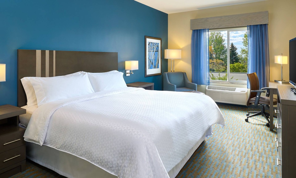 Williston Hotel | Four Points by Sheraton Williston