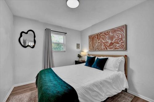 Stillwater Apartment | Game Day Ready - Walk to OSU Campus