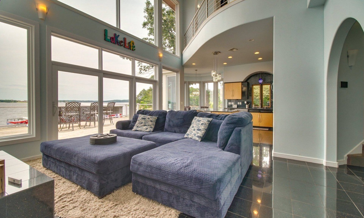 Dennis House | Grand Blue House Pool Hot Tub Theater Lakefront Sleeps 16
